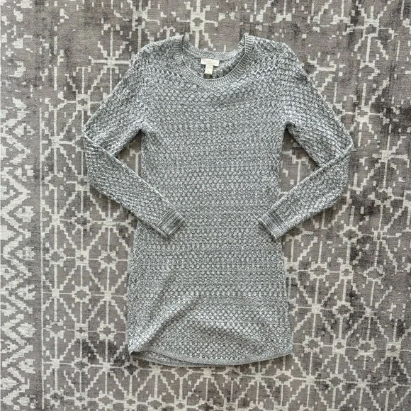 EUC Ann Taylor LOFT Grey Wool Long Sleeved sweater dress